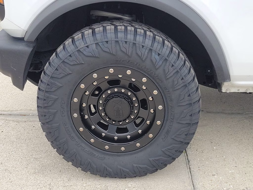 2025 Oxford White Ford Bronco Big Bend 4X4 SUV