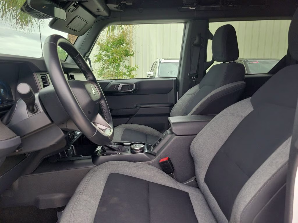 2025 Oxford White Ford Bronco Big Bend 4X4 SUV