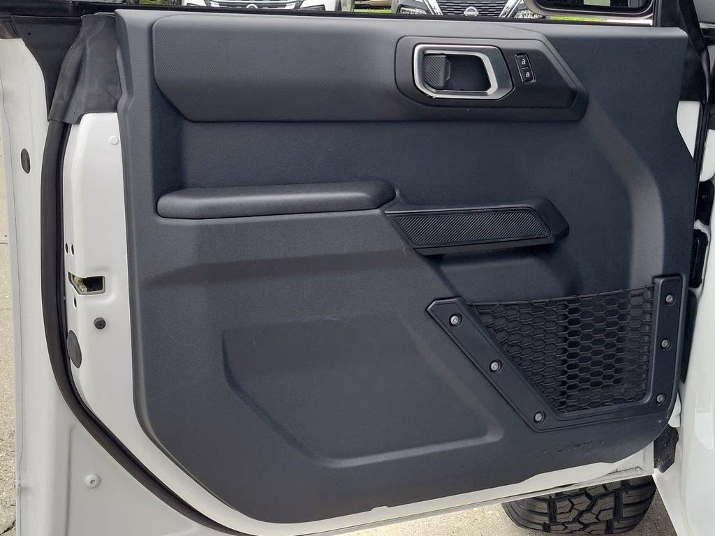2025 Oxford White Ford Bronco Big Bend 4X4 SUV