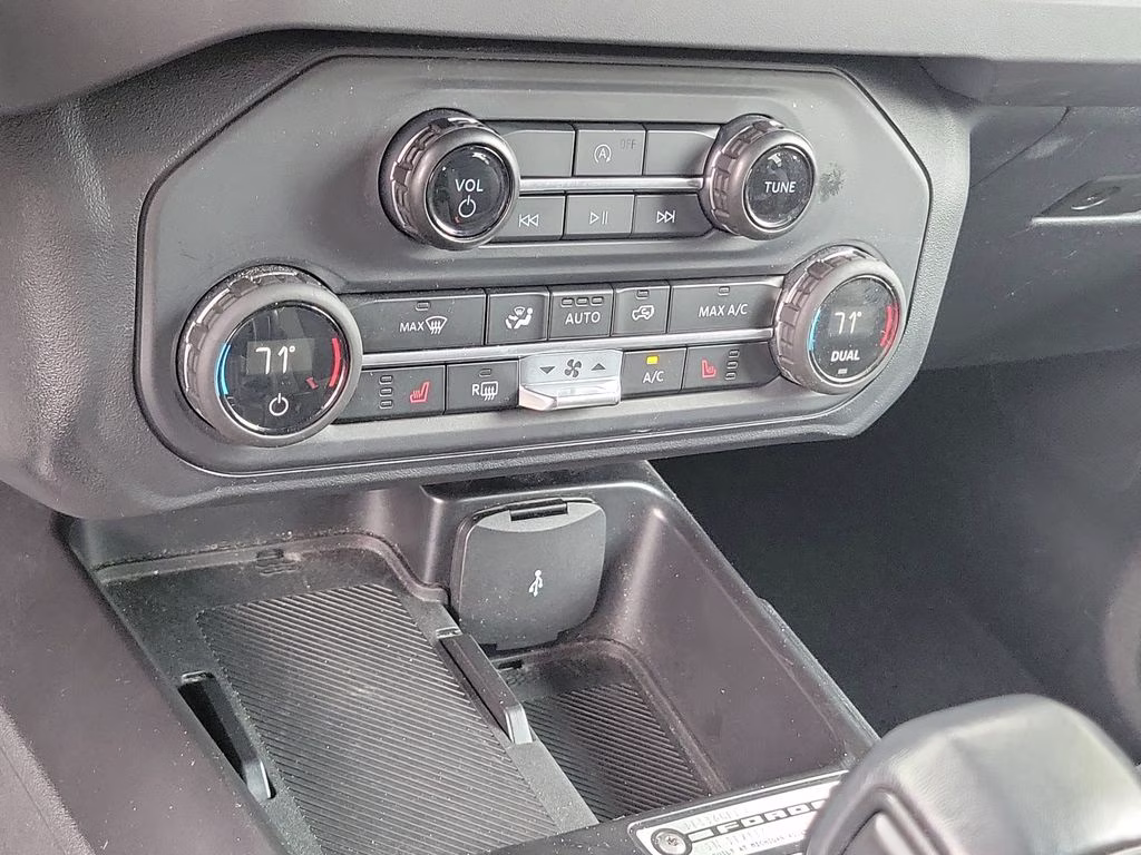 2025 Oxford White Ford Bronco Big Bend 4X4 SUV