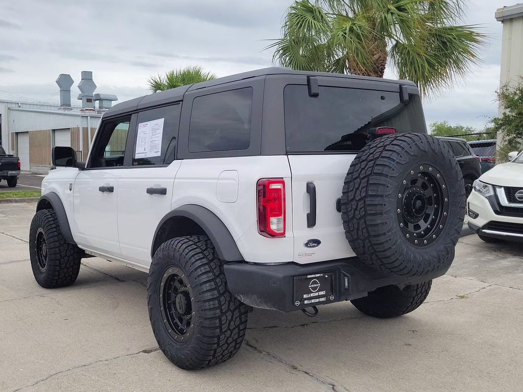 2025 Oxford White Ford Bronco Big Bend 4X4 SUV