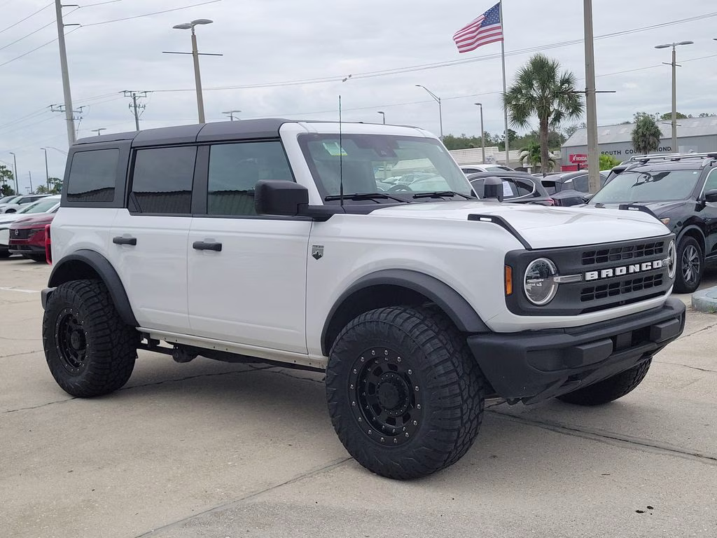 2025 Oxford White Ford Bronco Big Bend 4X4 SUV