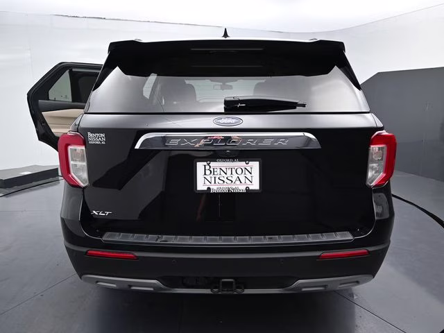 2022 Black Metallic Ford Explorer XLT RWD SUV