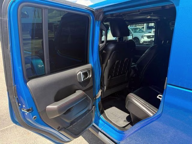 2023 Hydro Blue Pearlcoat Jeep Gladiator Rubicon 4X4 Truck