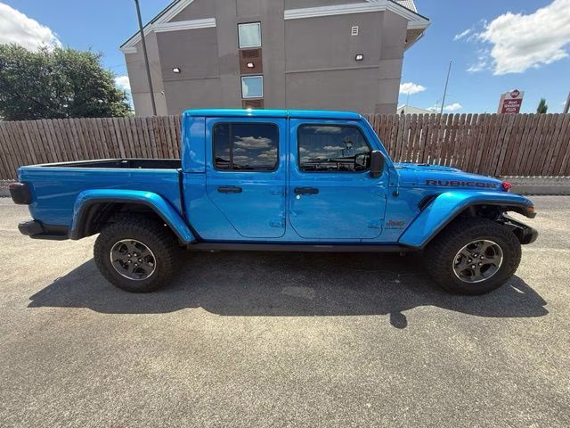 2023 Hydro Blue Pearlcoat Jeep Gladiator Rubicon 4X4 Truck