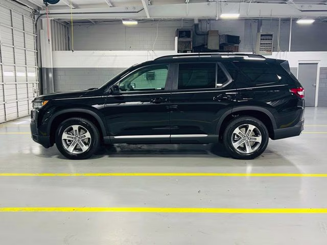 2026 Crystal Black Pearl Honda Pilot EX-L AWD SUV