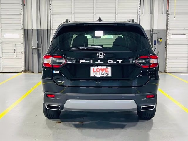 2026 Crystal Black Pearl Honda Pilot EX-L AWD SUV