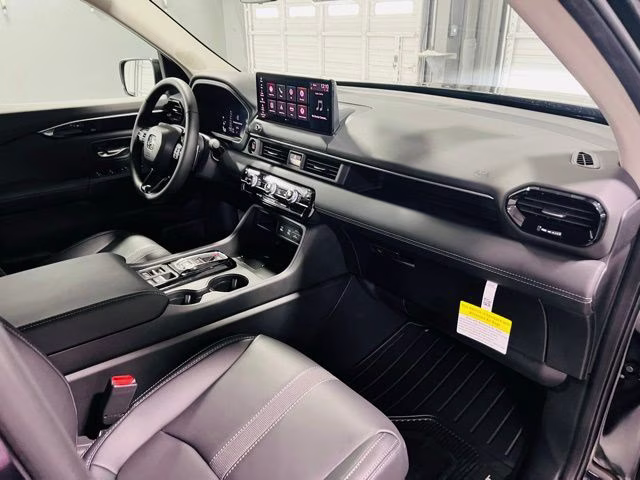 2026 Crystal Black Pearl Honda Pilot EX-L AWD SUV