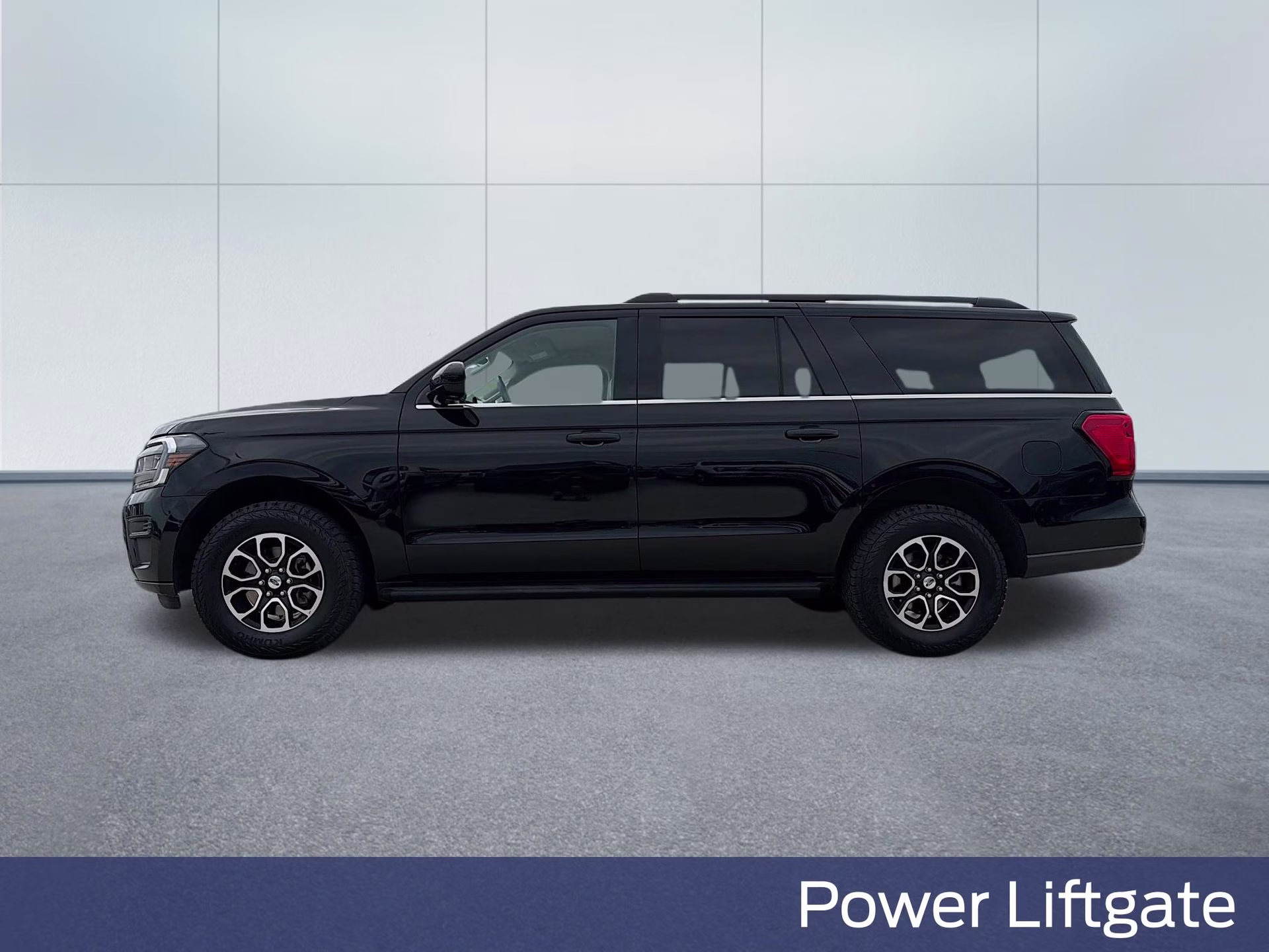 2024 Agate Black Metallic Ford Expedition Max XLT 4X4 SUV