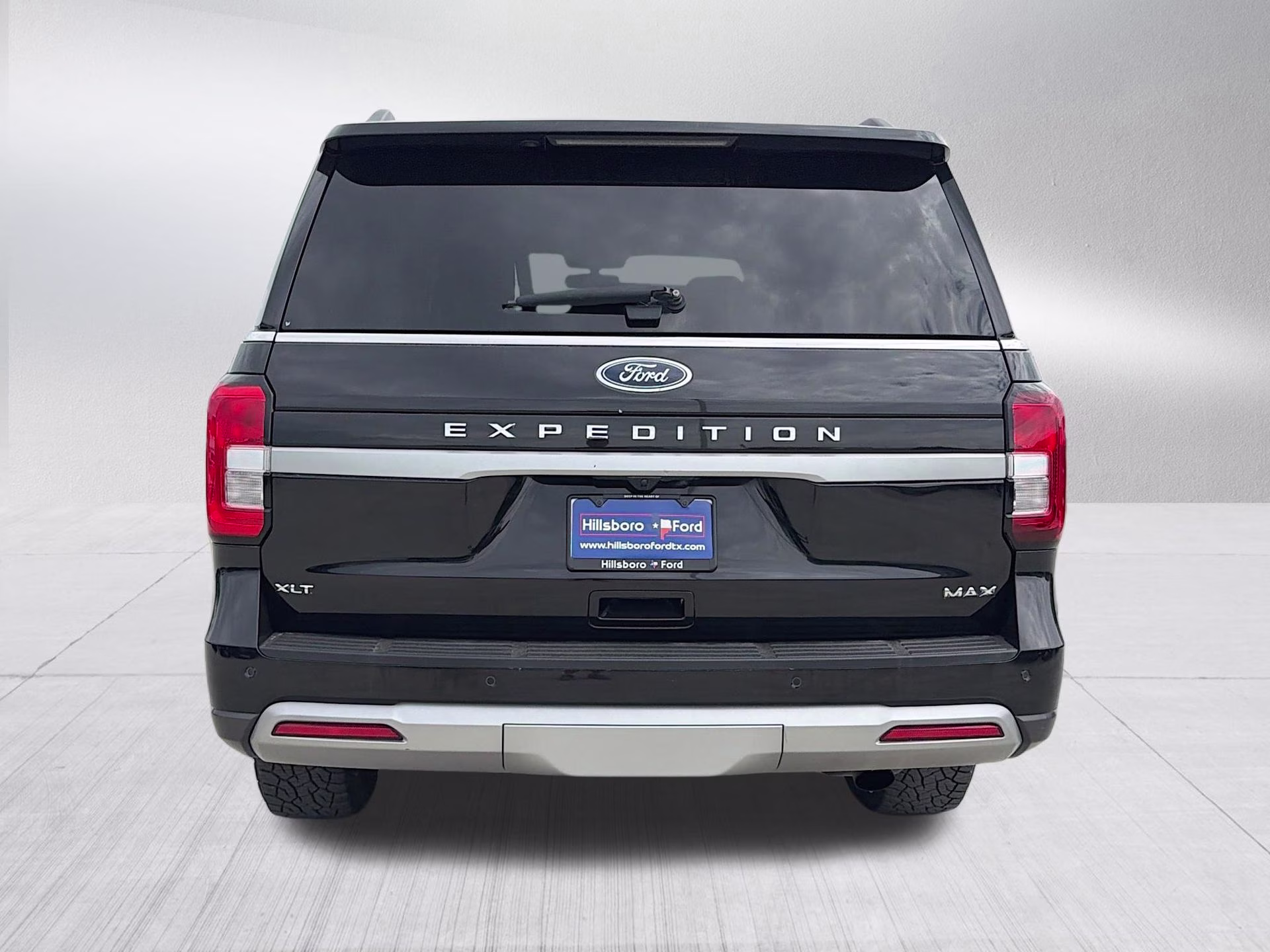 2024 Agate Black Metallic Ford Expedition Max XLT 4X4 SUV