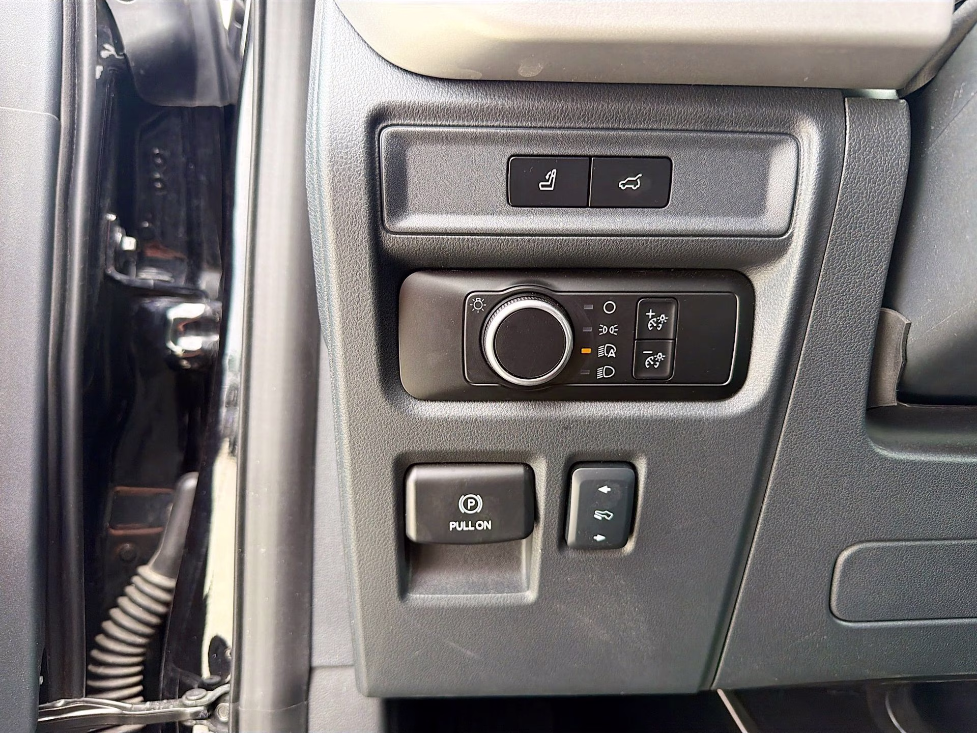 2024 Black Metallic Ford Expedition Max XLT 4X4 SUV