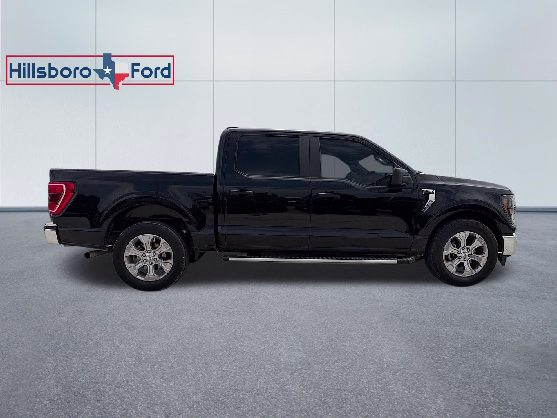 2023 Black Metallic Ford F-150 XLT RWD Truck
