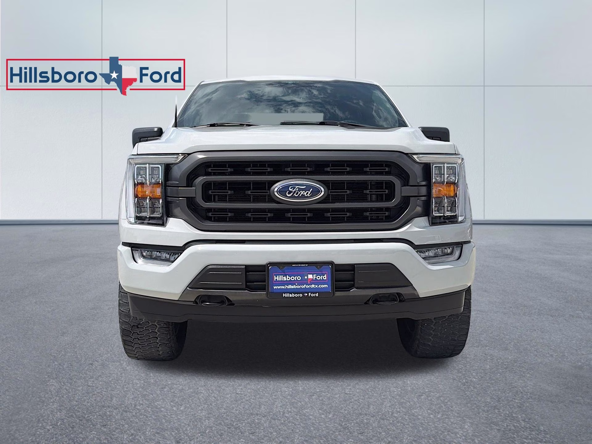 2023 Avalanche Ford F-150 XLT 4X4 Truck