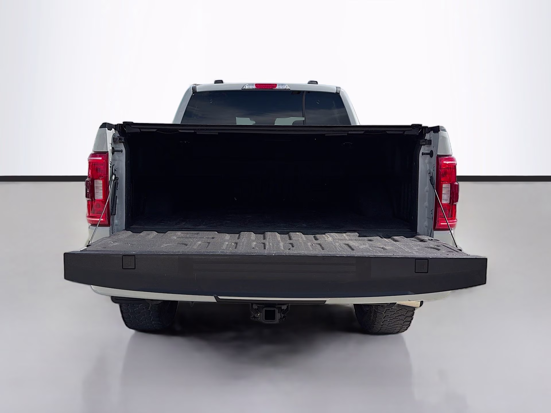 2023 Avalanche Ford F-150 XLT 4X4 Truck