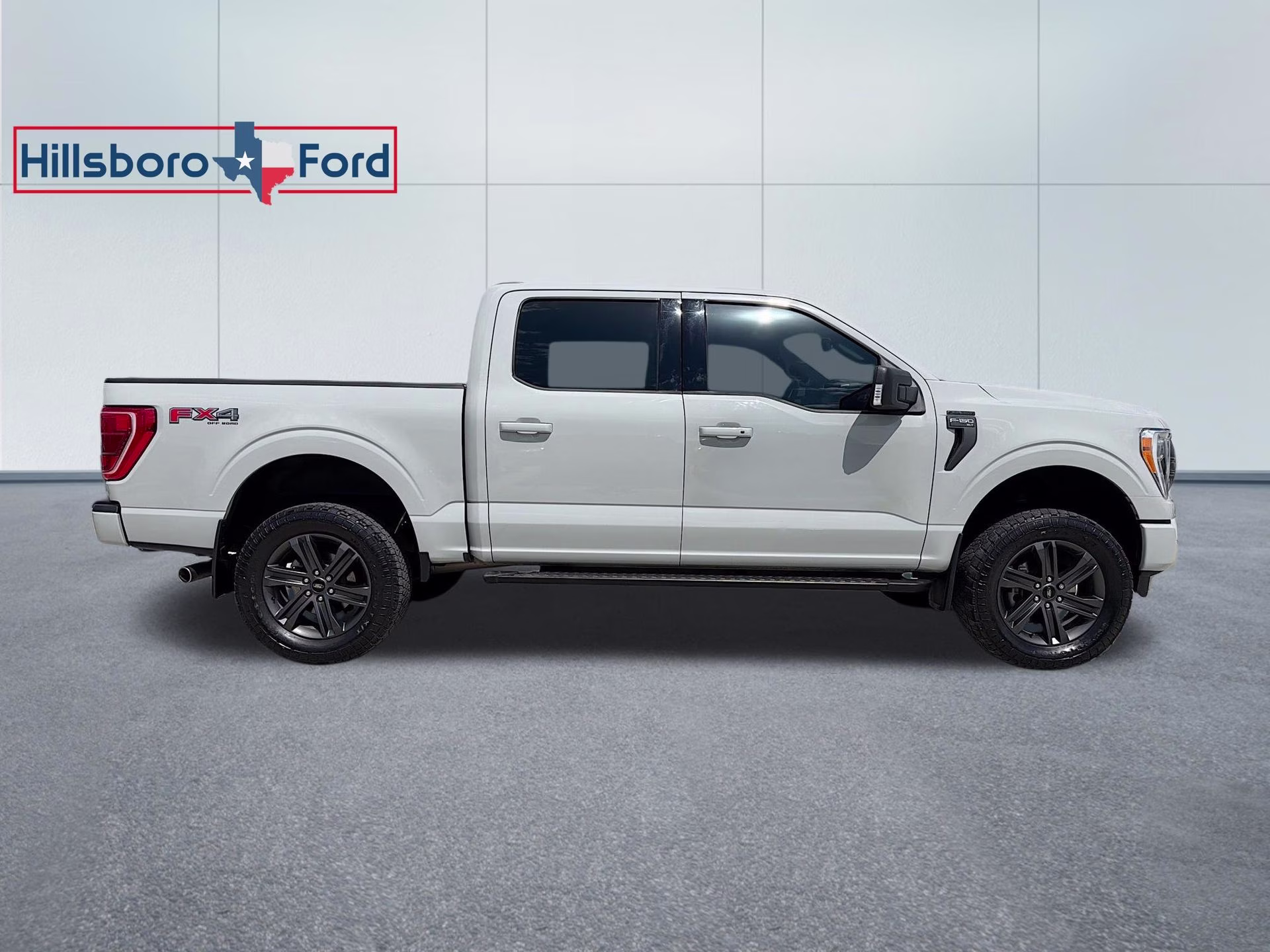 2023 Avalanche Ford F-150 XLT 4X4 Truck