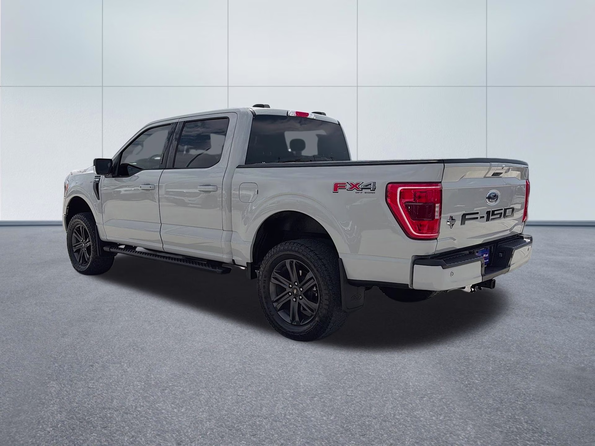 2023 Avalanche Ford F-150 XLT 4X4 Truck