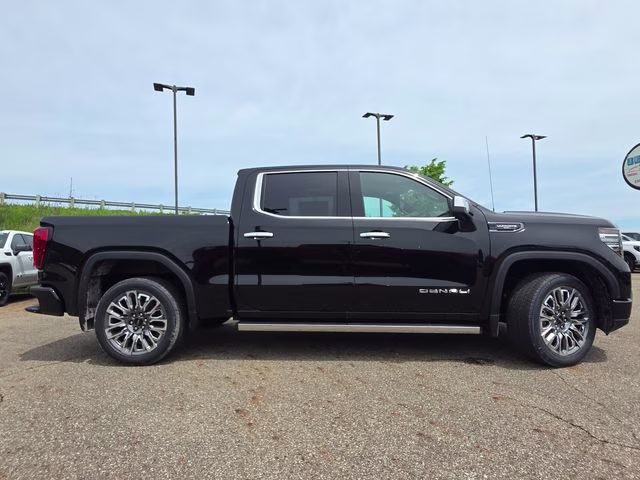 2026 Onyx Black GMC Sierra 1500 Denali Ultimate 4X4 Truck