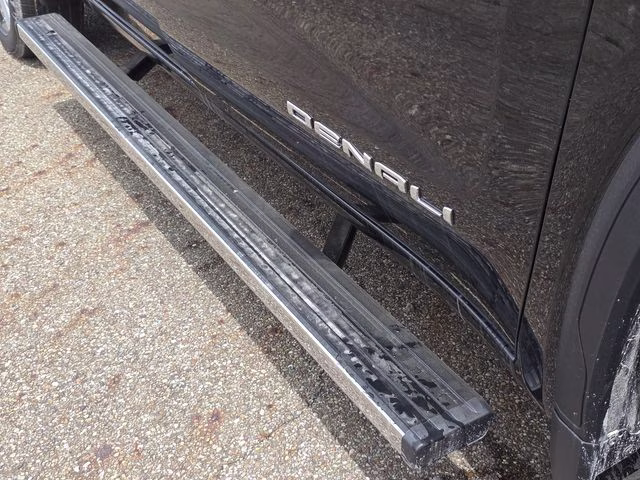 2026 Onyx Black GMC Sierra 1500 Denali Ultimate 4X4 Truck