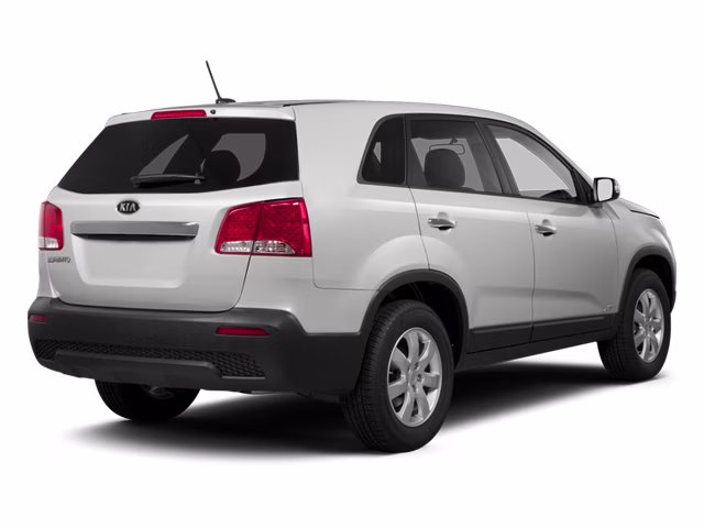 2013 Snow White Pearl Kia Sorento LX FWD SUV