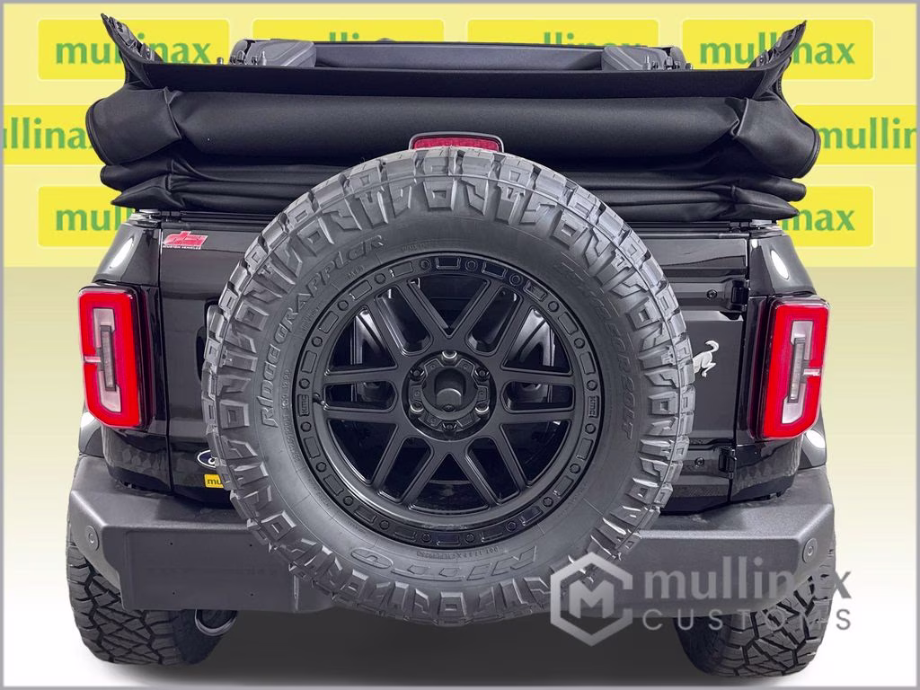2026 Shadow Black Ford Bronco Outer Banks 4X4 SUV