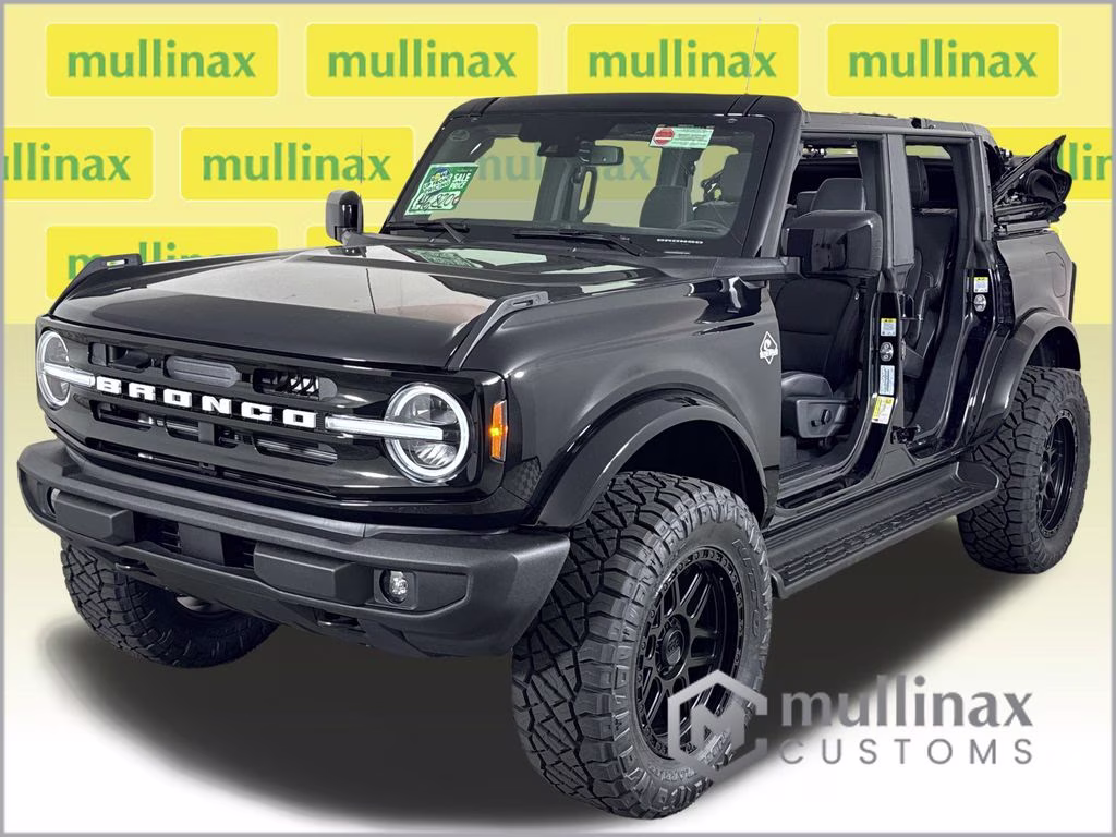 2026 Shadow Black Ford Bronco Outer Banks 4X4 SUV