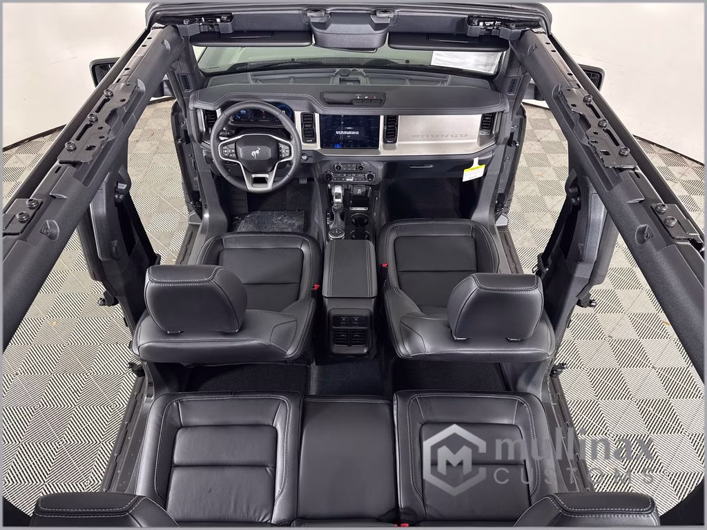 2026 Shadow Black Ford Bronco Outer Banks 4X4 SUV