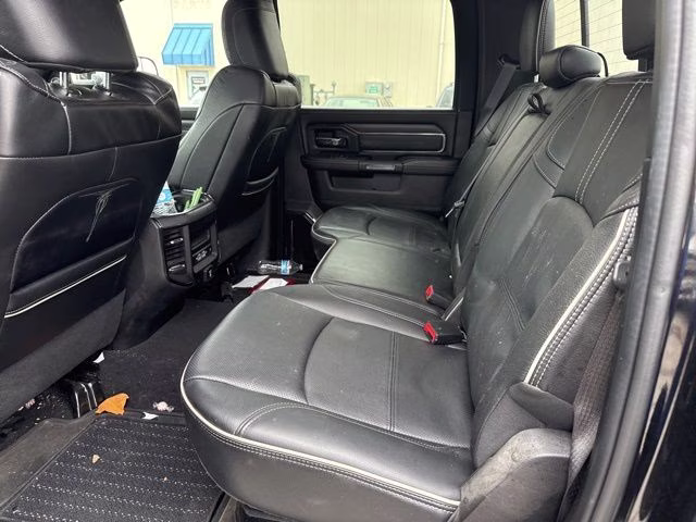 2022 Diamond Black Crystal Pearlcoat Ram 2500 Limited 4X4 Truck