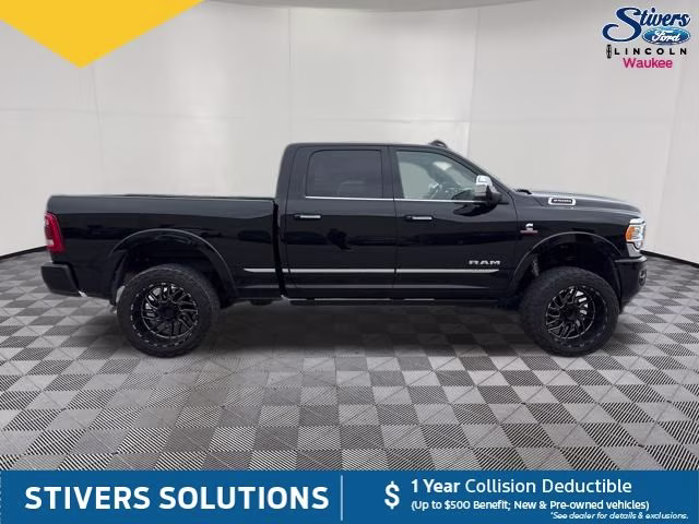 2022 Diamond Black Crystal Pearlcoat Ram 2500 Limited 4X4 Truck