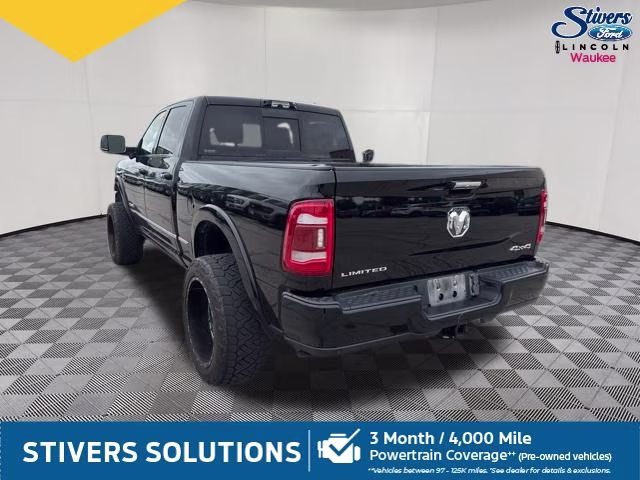 2022 Diamond Black Crystal Pearlcoat Ram 2500 Limited 4X4 Truck