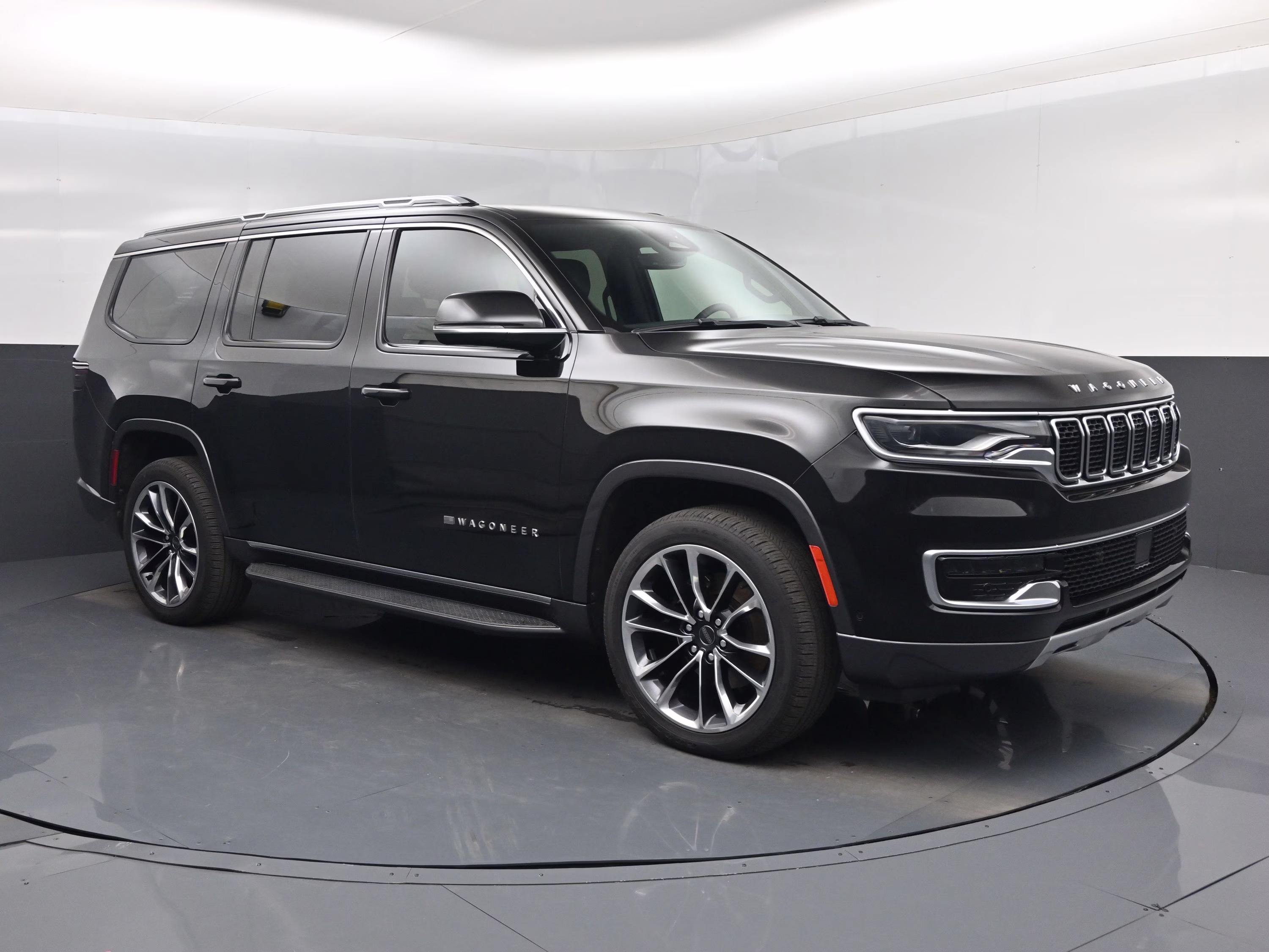 2022 Diamond Black Crystal Pearlcoat Jeep Wagoneer Series II 4X4 SUV