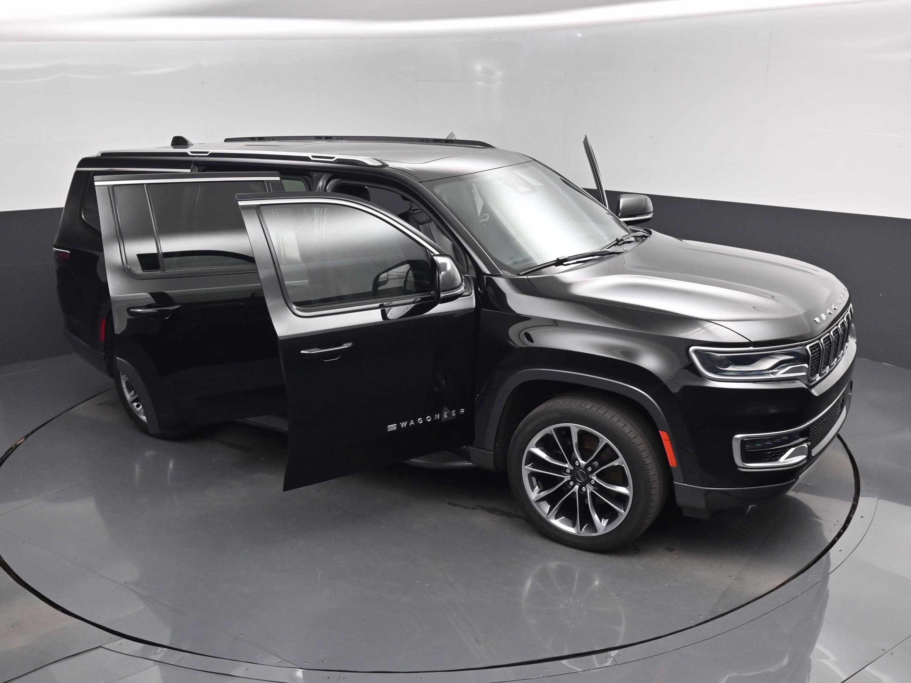 2022 Diamond Black Crystal Pearlcoat Jeep Wagoneer Series II 4X4 SUV