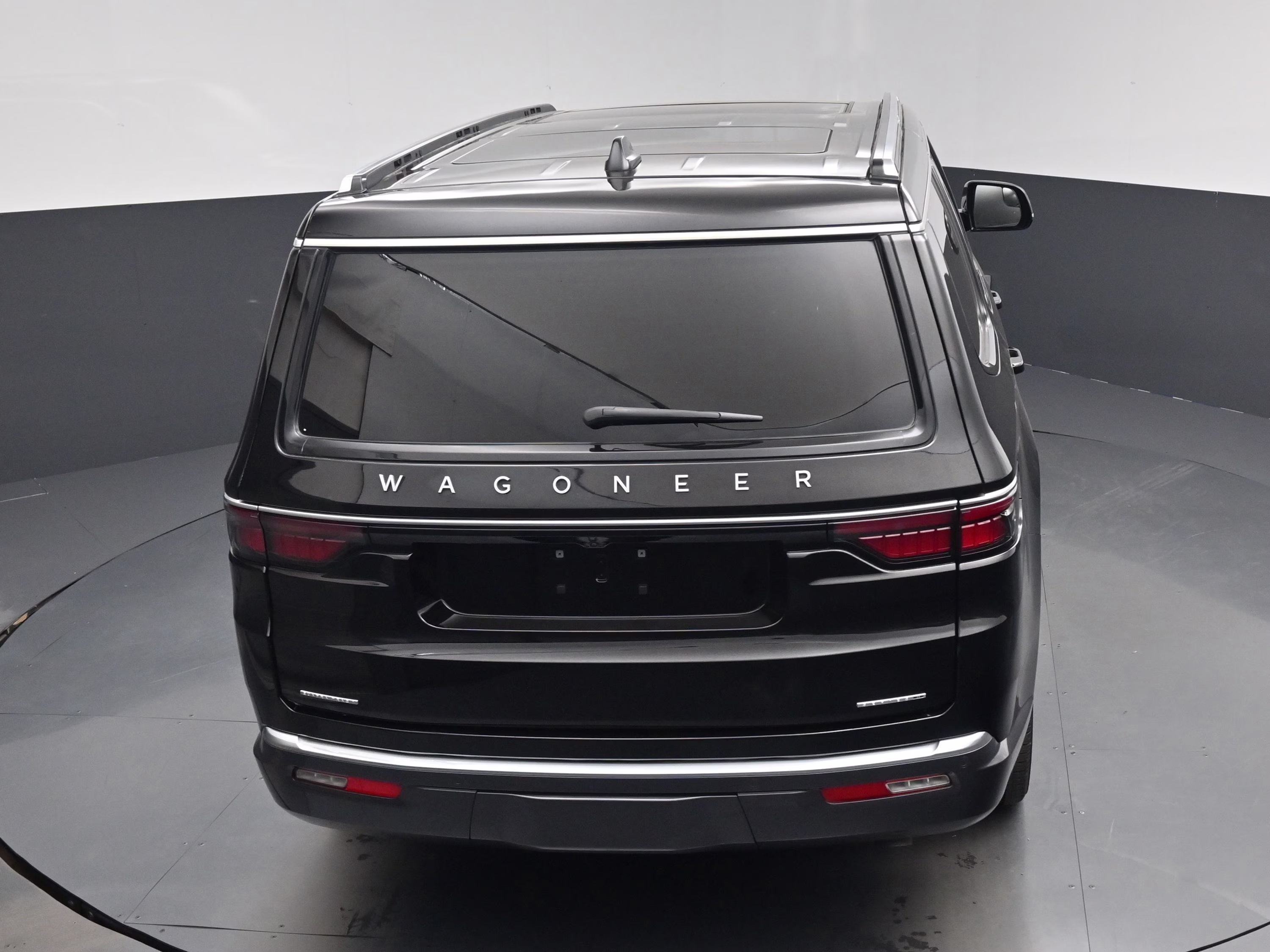 2022 Diamond Black Crystal Pearlcoat Jeep Wagoneer Series II 4X4 SUV