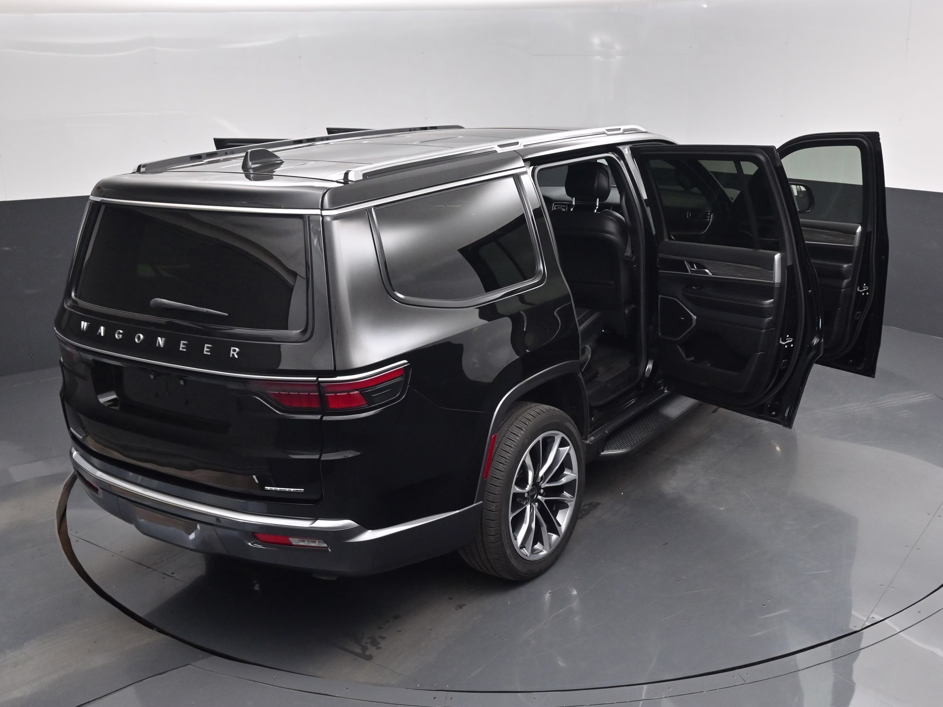 2022 Diamond Black Crystal Pearlcoat Jeep Wagoneer Series II 4X4 SUV
