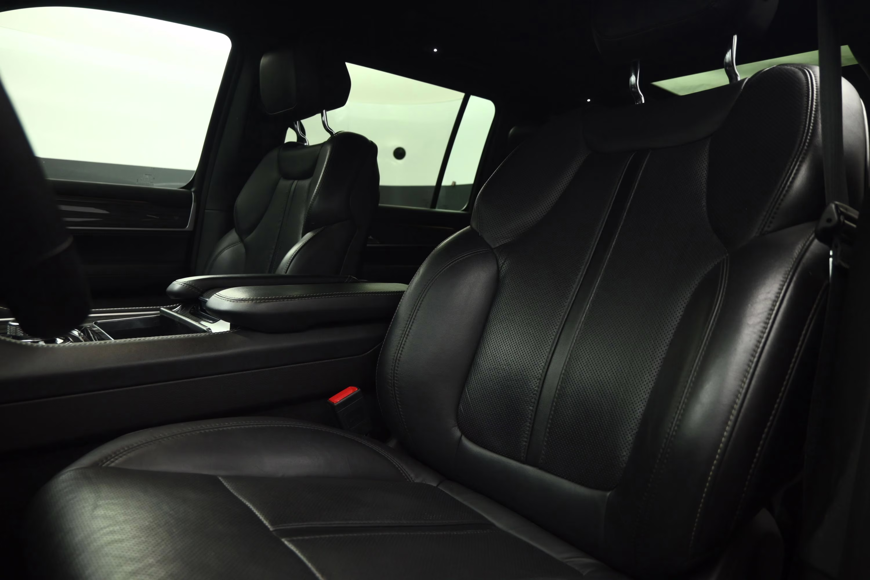 2022 Diamond Black Crystal Pearlcoat Jeep Wagoneer Series II 4X4 SUV