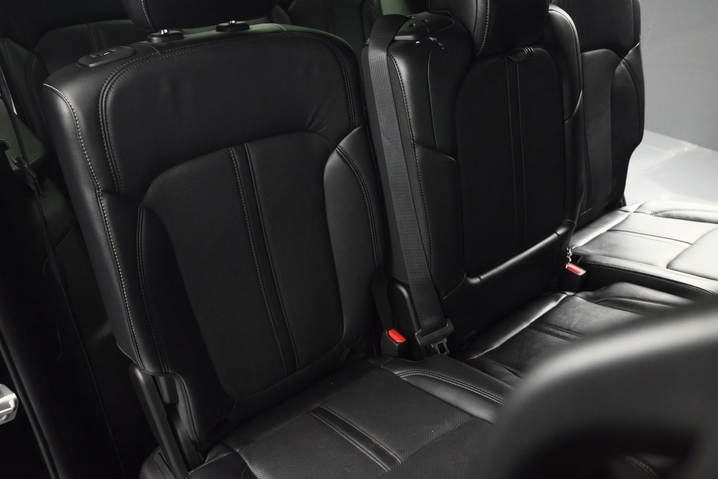 2022 Diamond Black Crystal Pearlcoat Jeep Wagoneer Series II 4X4 SUV