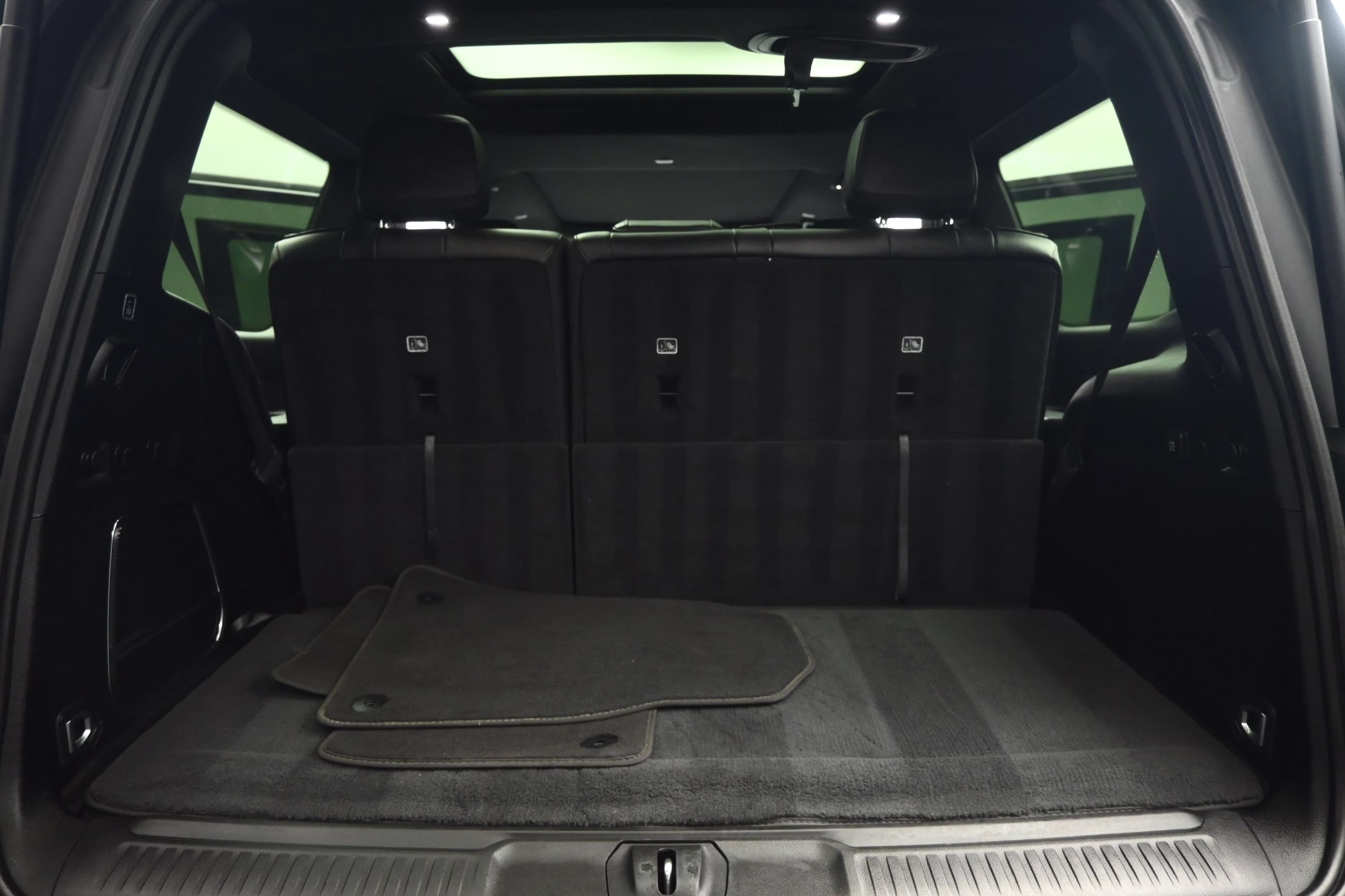 2022 Diamond Black Crystal Pearlcoat Jeep Wagoneer Series II 4X4 SUV