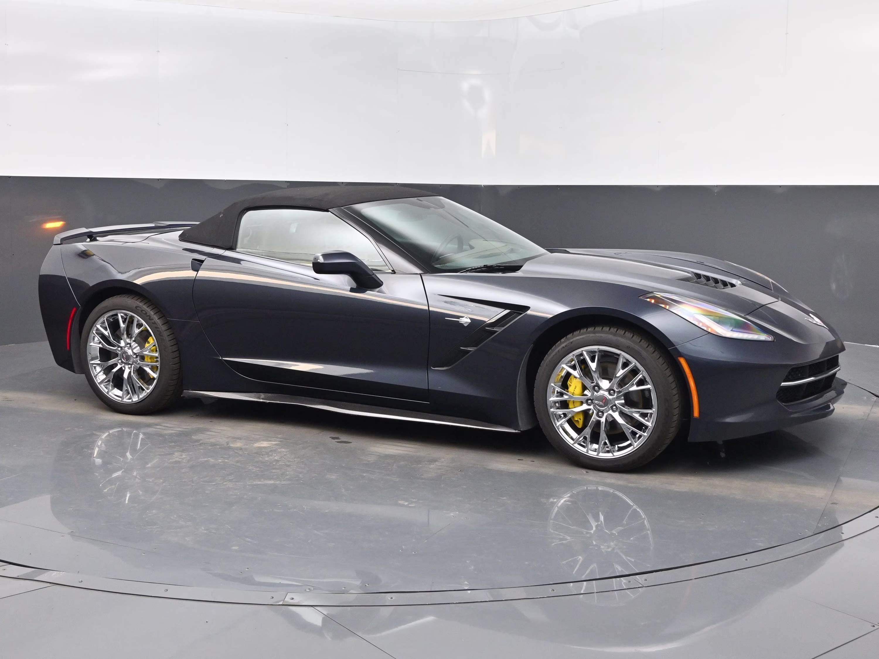 2014 Night Race Blue Metallic Chevrolet Corvette Stingray Base RWD Convertible