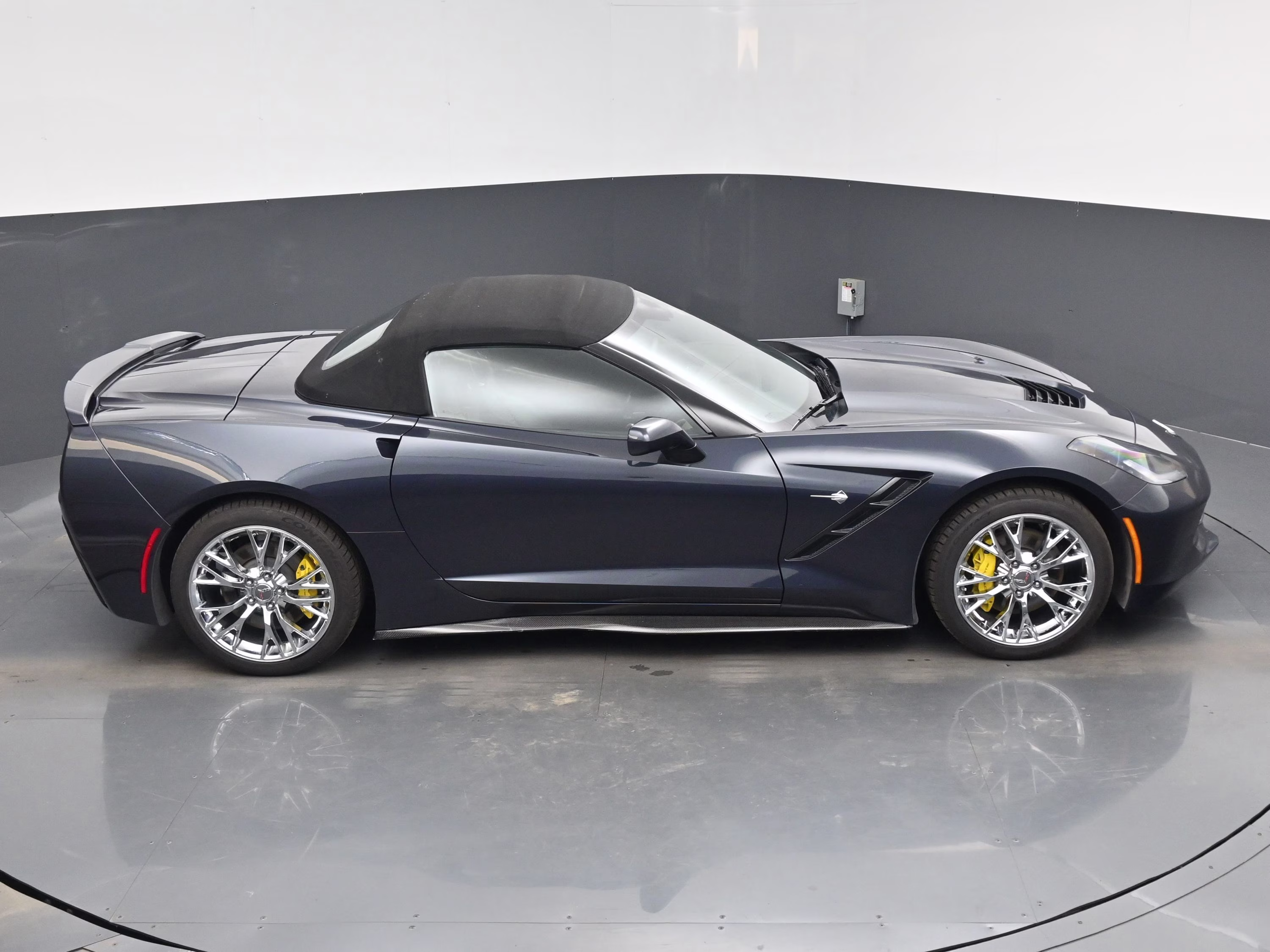 2014 Night Race Blue Metallic Chevrolet Corvette Stingray Base RWD Convertible