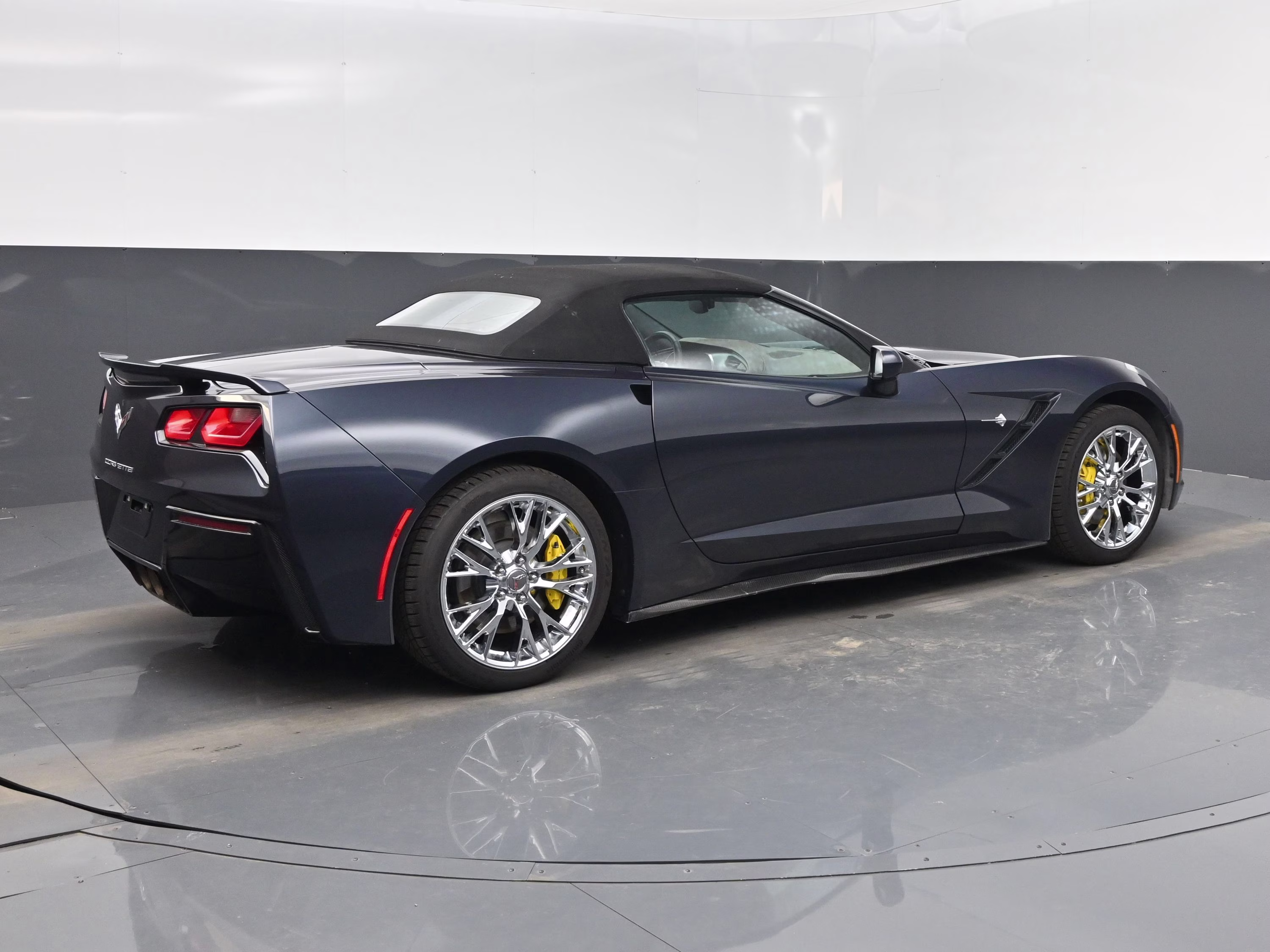 2014 Night Race Blue Metallic Chevrolet Corvette Stingray Base RWD Convertible