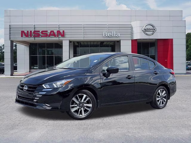 2024 Super Black Metallic Nissan Versa 1.6 SV FWD Sedan