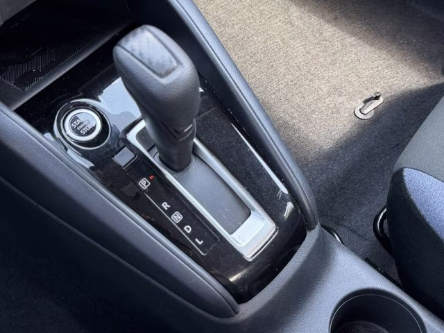 2024 Super Black Metallic Nissan Versa 1.6 SV FWD Sedan