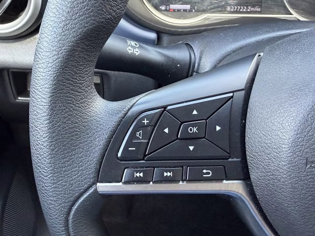 2024 Super Black Metallic Nissan Versa 1.6 SV FWD Sedan