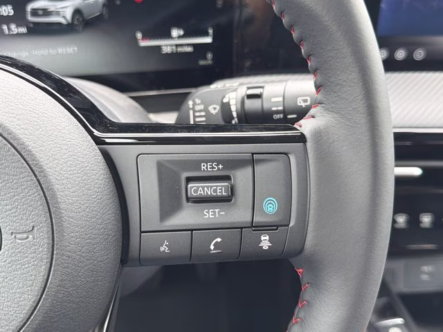 2026 Super Black Nissan Kicks SR FWD SUV