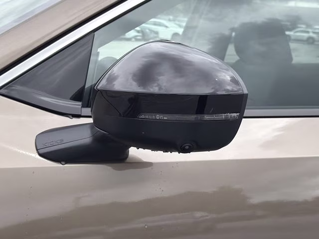 2026 Canyon Bronze Metallic Nissan Kicks SR FWD SUV