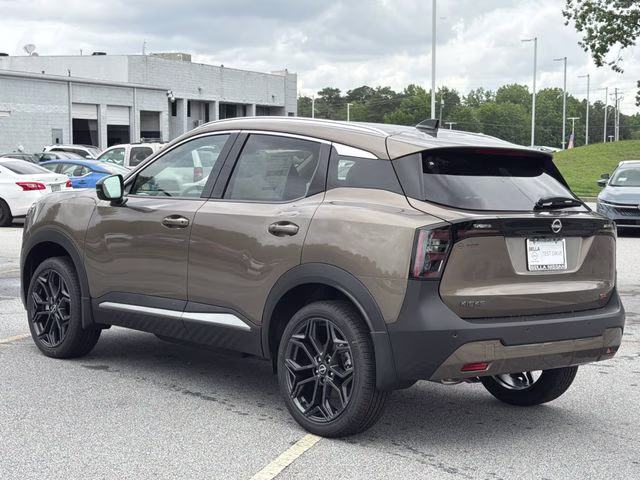 2026 Canyon Bronze Metallic Nissan Kicks SR FWD SUV