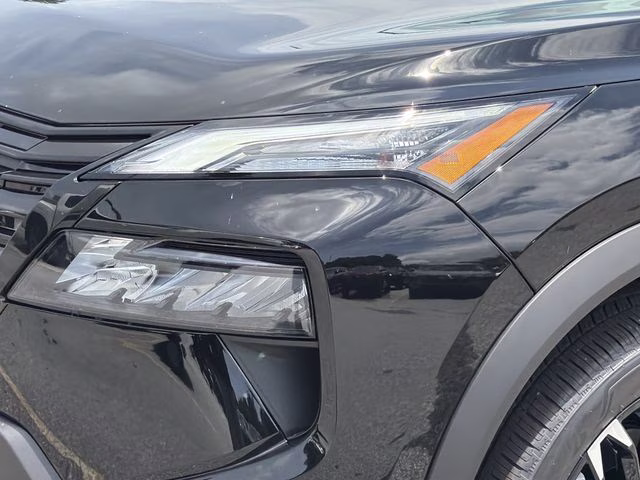 2026 Super Black Nissan Rogue Dark Armor FWD SUV