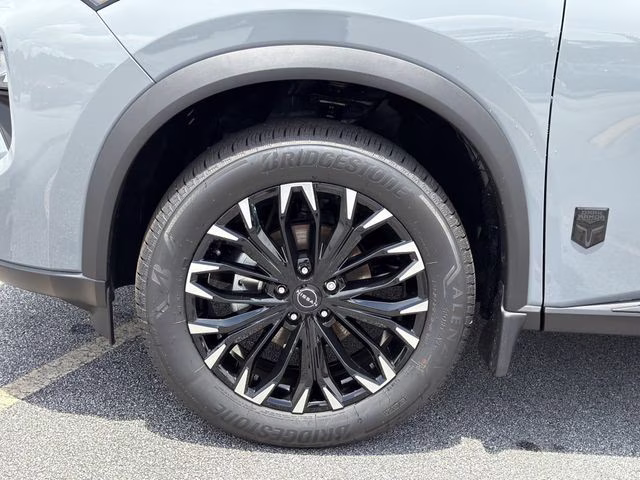 2026 Boulder Gray Pearl Nissan Rogue Dark Armor FWD SUV