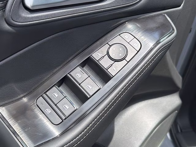 2026 Boulder Gray Pearl Nissan Rogue Dark Armor FWD SUV