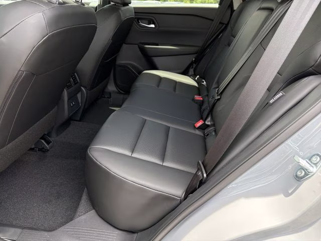 2026 Boulder Gray Pearl Nissan Rogue Dark Armor FWD SUV