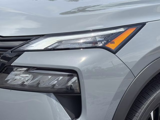 2026 Boulder Gray Pearl Nissan Rogue Dark Armor FWD SUV